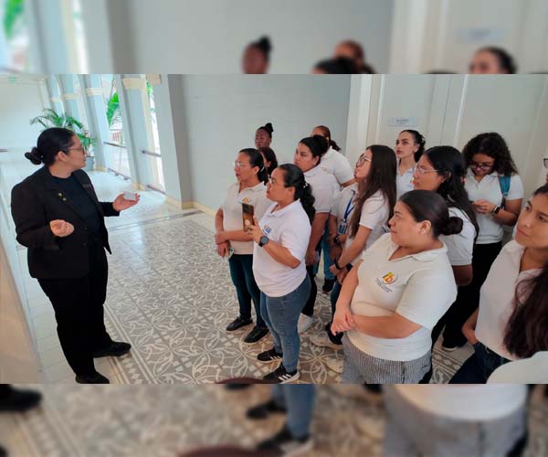 Estudiantes de Gastronomía del ITB fortalecen su aprendizaje con visita técnica al Hotel del Parque