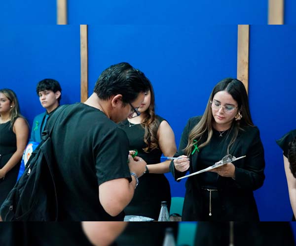 Jornada académica por el Día Mundial del Glaucoma promueve la prevención en salud visual.