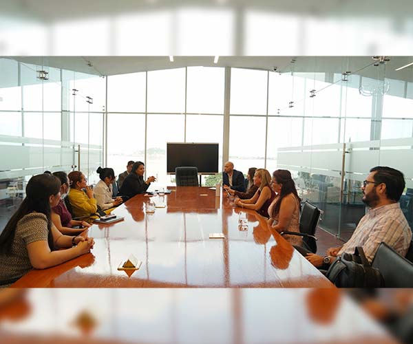 ITB fortalece su liderazgo institucional con la posesión de nuevas autoridades