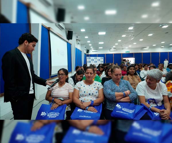  ITB desarrolló con rotundo éxito “Vive la Experiencia de estudiar Enfermería por 1 día”