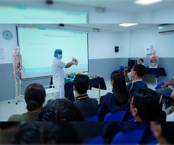  ITB desarrolló con rotundo éxito “Vive la Experiencia de estudiar Enfermería por 1 día”