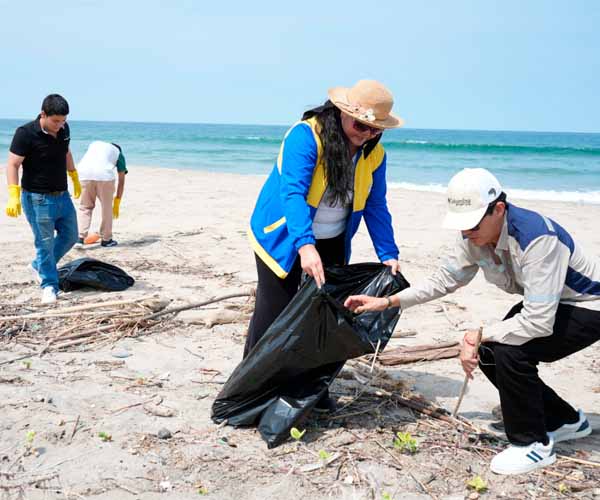 ITB desarrolla jornada ambiental “Un océano, mil latidos” en Salinas