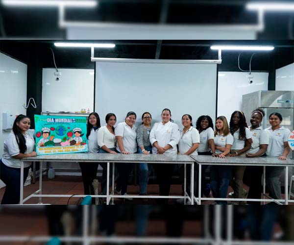 Estudiantes de Gastronomía conmemoraron el Día Mundial de la Salud mediante una exposición culinaria