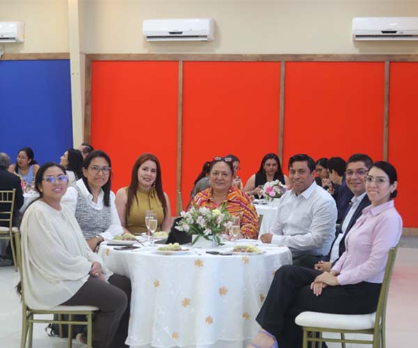 ITB rinde homenaje a sus docentes con una emotiva y destacada celebración por el Día del Maestro