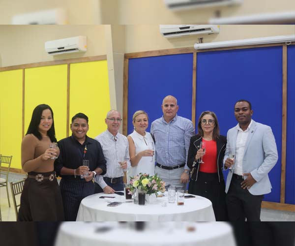 ITB rinde homenaje a sus docentes con una emotiva y destacada celebración por el Día del Maestro