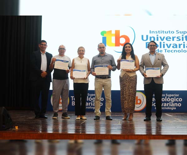 ITB rinde homenaje a sus docentes con una emotiva y destacada celebración por el Día del Maestro