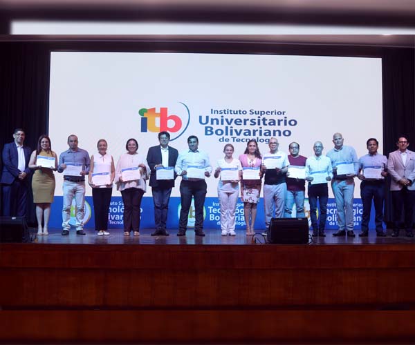 ITB rinde homenaje a sus docentes con una emotiva y destacada celebración por el Día del Maestro