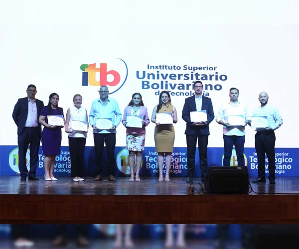ITB rinde homenaje a sus docentes con una emotiva y destacada celebración por el Día del Maestro