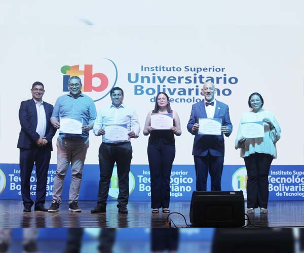 ITB rinde homenaje a sus docentes con una emotiva y destacada celebración por el Día del Maestro