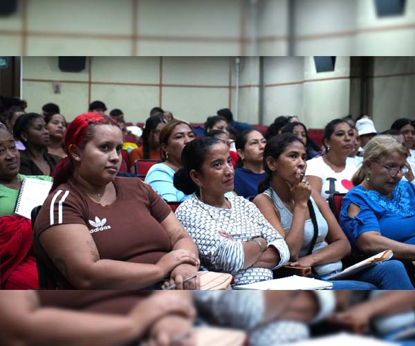 Estudiantes de la Facultad de Transporte y Vialidad del ITB capacitan a beneficiarios del Bono de Desarrollo Humano
