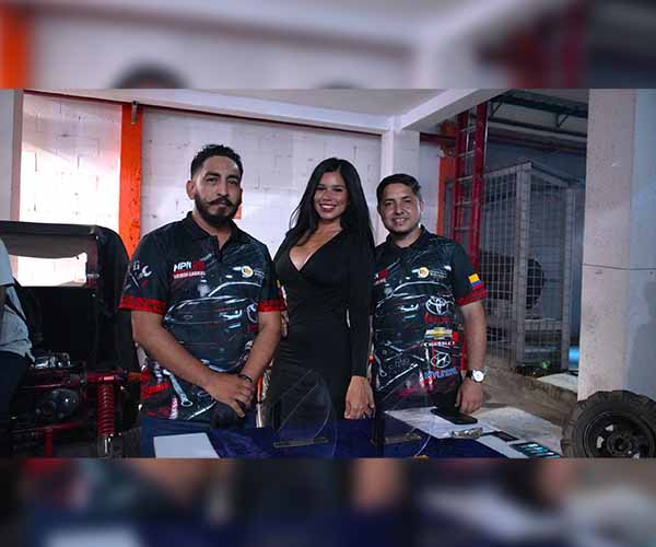 Estudiantes de Mecánica Automotriz fortalecieron conocimientos en diagnóstico electrónico automotriz.