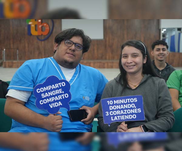 Segundo día de la Campaña de Donación de Sangre reúne héroes de la comunidad bolivariana por la vida