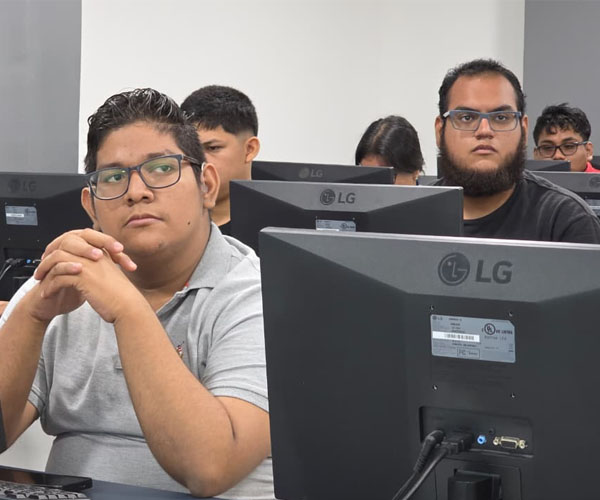 ITB inauguró el Club de Programación Competitiva para impulsar el talento de futuros desarrolladores de software