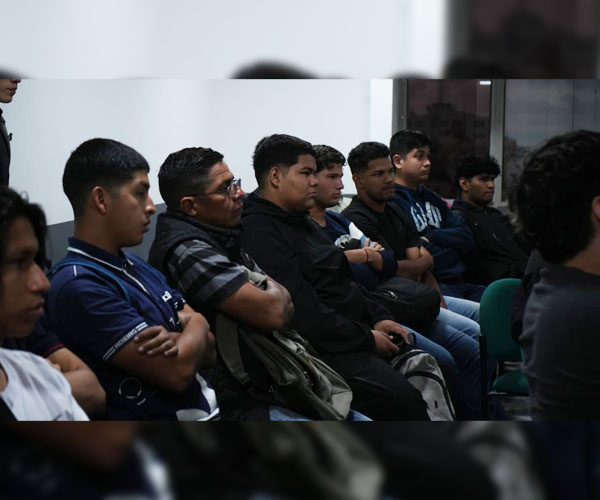 ITB promovió la inclusión y la comunicación sin barreras con el conversatorio “Manos que conectan”