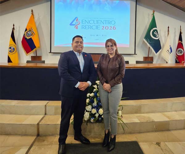 ITB fortalece su presencia en encuentro que reunió a la comunidad editorial científica del Ecuador