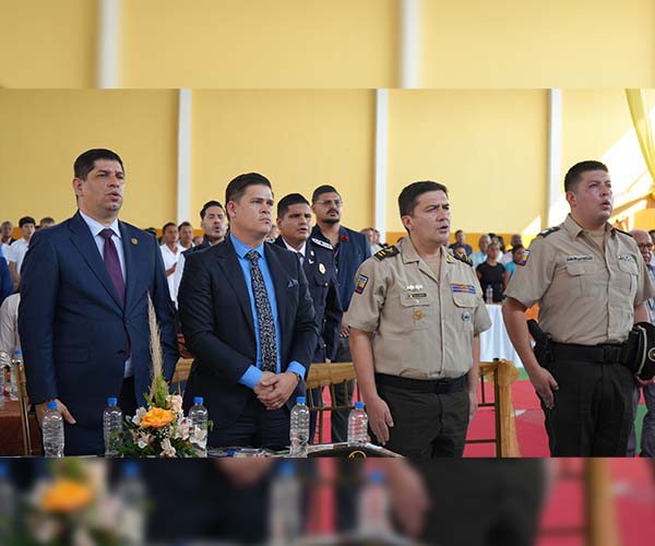 ITB presente en los 39 años de cantonización de Santa Lucía