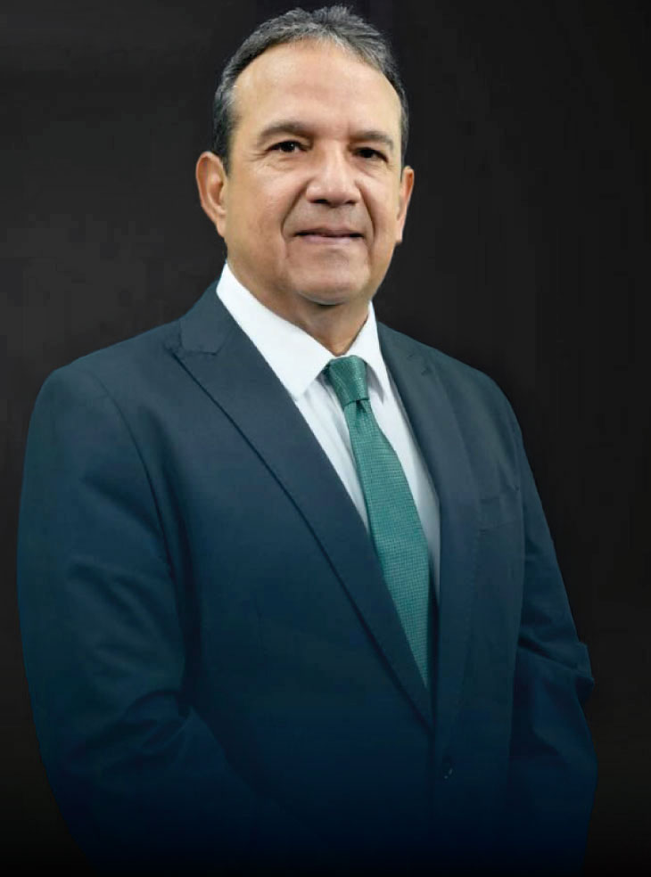 Mgtr. Patricio Ramiro Gómez Schwass