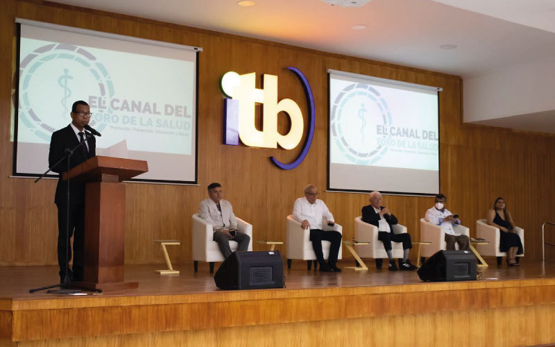 Grandes personalidades de la Medicina formaron parte del VII Congreso