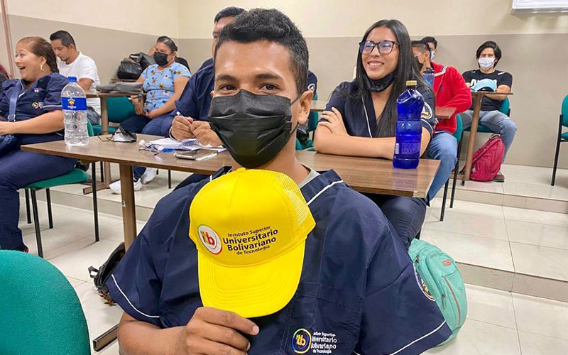 ¡Bienvenidos a la familia bolivariana!