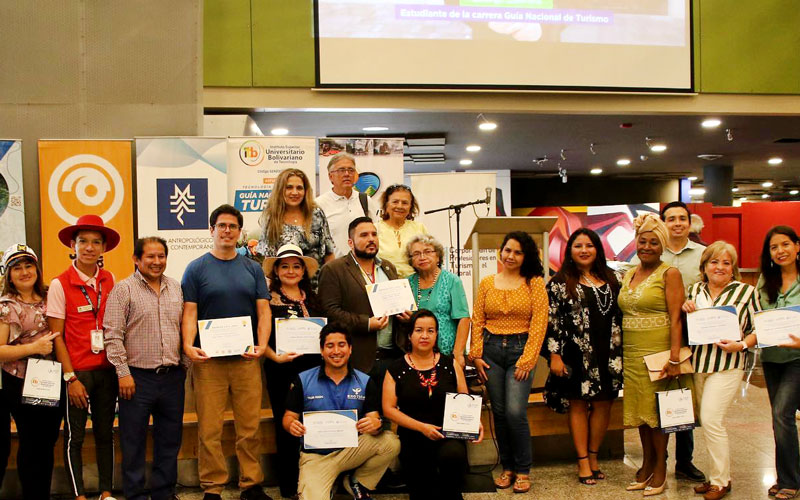 Se condecoraron a los promotores del turismo en la ciudad