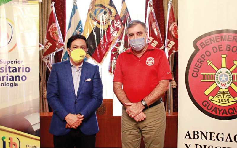ITB firma convenio con el Benemérito Cuerpo de Bomberos de Guayaquil (BCBG) Con la finalidad de profesionalizar a másITB firma convenio con el 