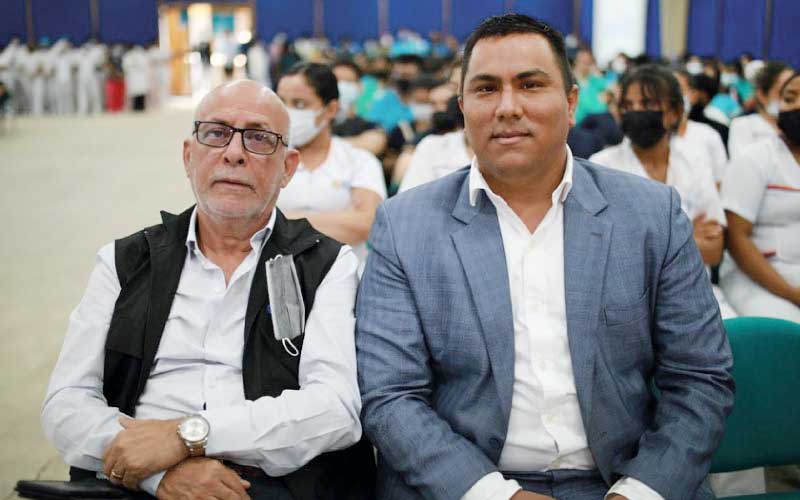 Estudiantes de las carreras de salud asisten a conversatorio importante sobre las consecuencias del dopaje en un deportista