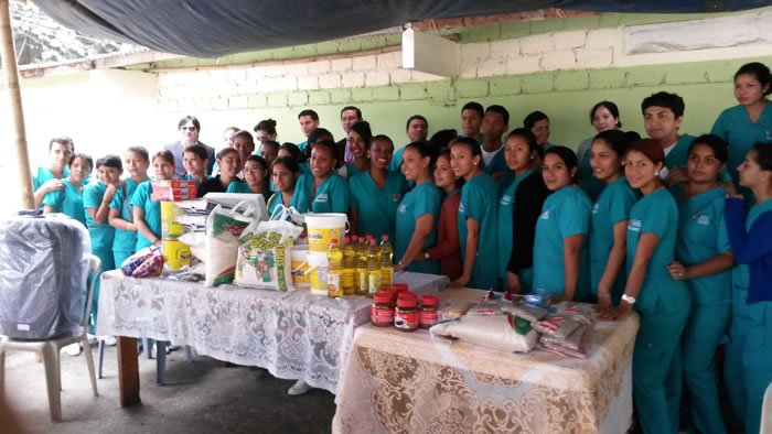 VISITA A LA COMUNIDAD DE MARCELINO MARIDUEÑA Y FIRME DE CONVENIOS