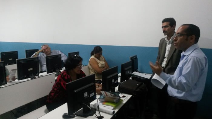 CAPACITACIÓN A DOCENTES DE VARIOS CENTROS EDUCATIVOS DE LA CIUDAD