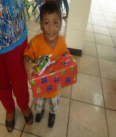 AGASAJO POR EL DÍA DEL NIÑO