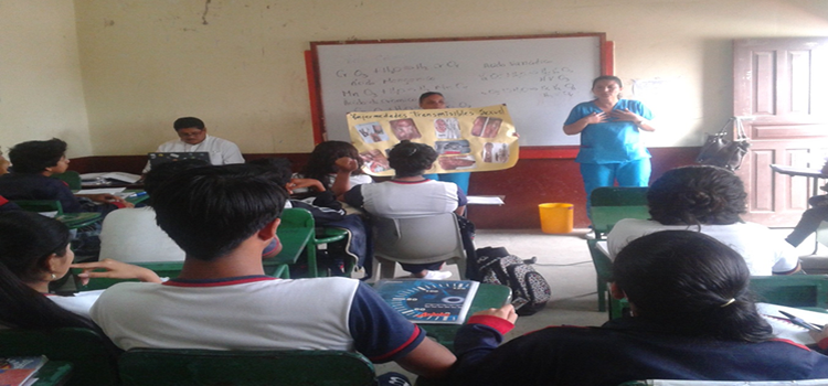 ITB BRINDA CHARLA SOBRE EDUC. SEXUAL A JÓVENES DEL COLEGIO D' GIOVANNI BOSCO EN PLAYAS