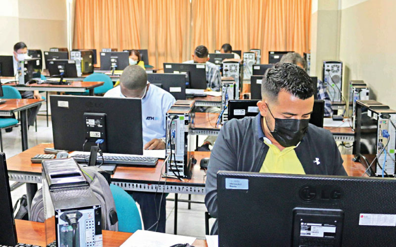 Carrera Planificación y Gestión de Transporte Terrestre