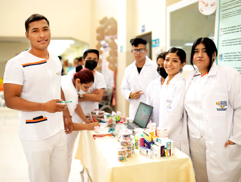 Tecnología Superior en Asistencia en Farmacia