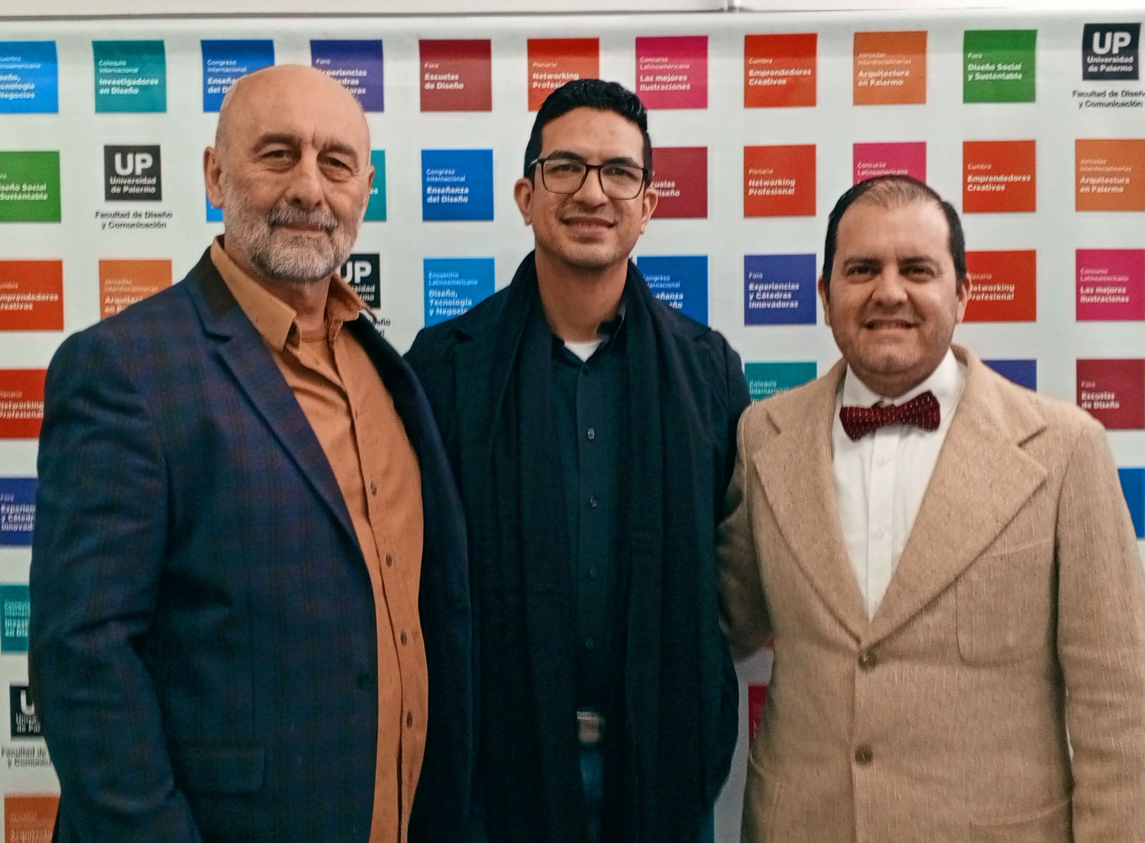Docente del ITB llevó propuestas de innovación pedagógica a la XXI Semana del Diseño en Argentina.