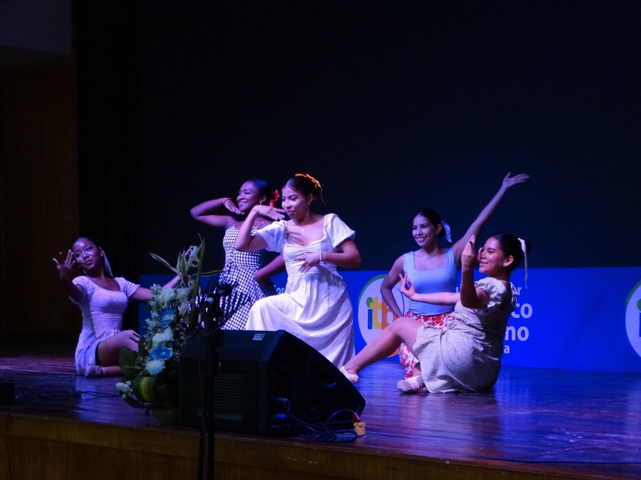 Homenaje en Movimiento